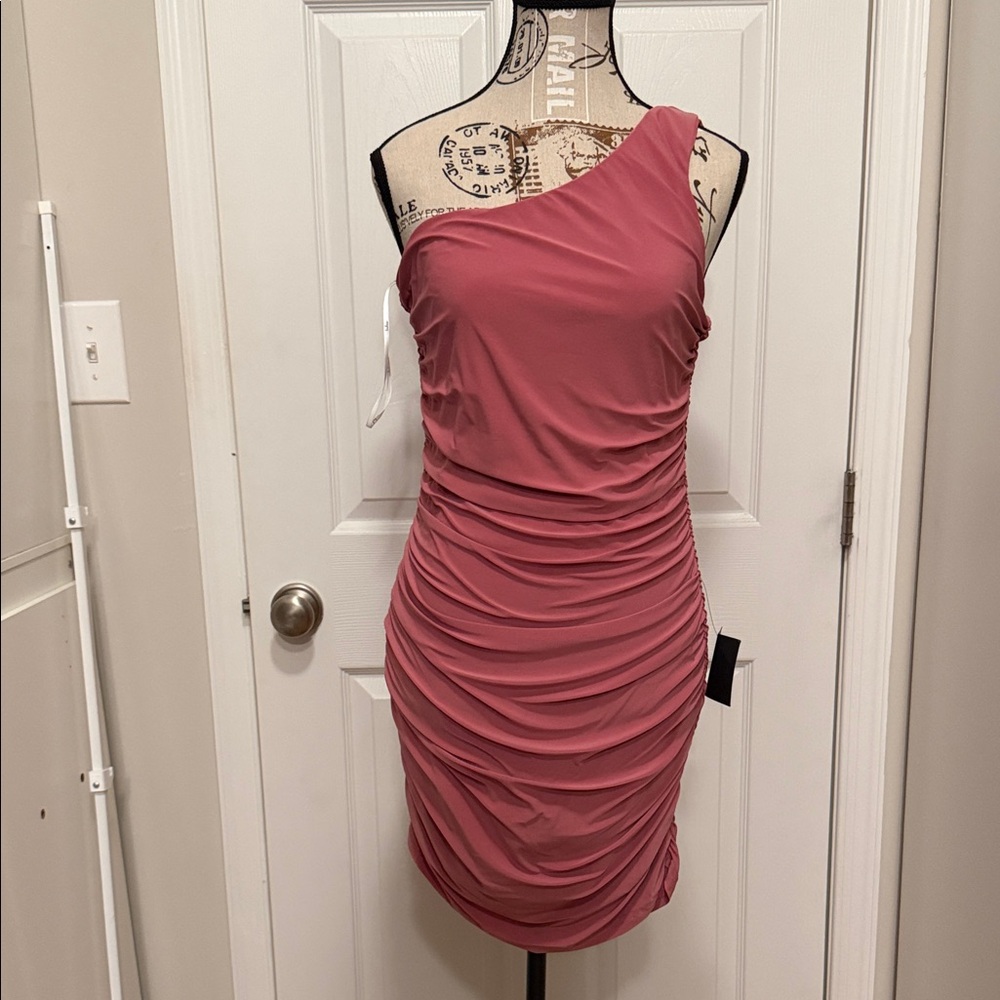 Lulus one shoulder bodycon dress pink NWT LARGE